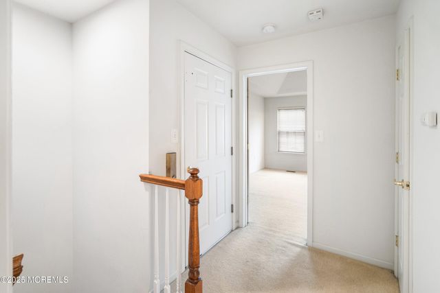 39 W Aspen Way, Aberdeen, NJ 07747