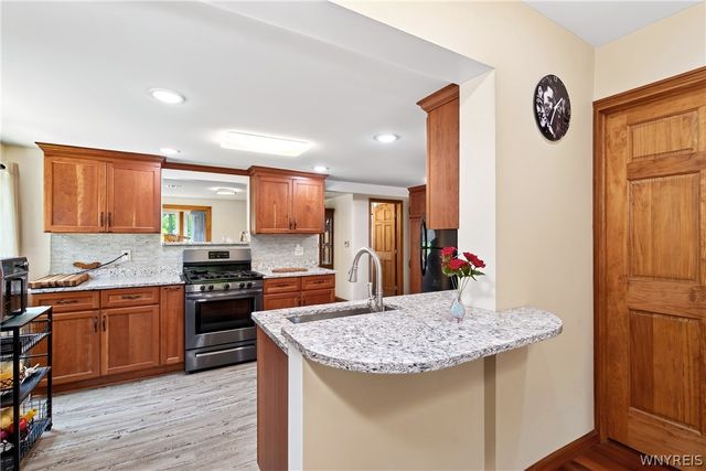 6551 Taylor Road, Hamburg, NY 14075
