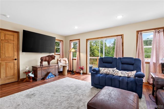 6551 Taylor Road, Hamburg, NY 14075