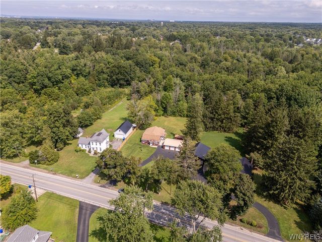 6551 Taylor Road, Hamburg, NY 14075
