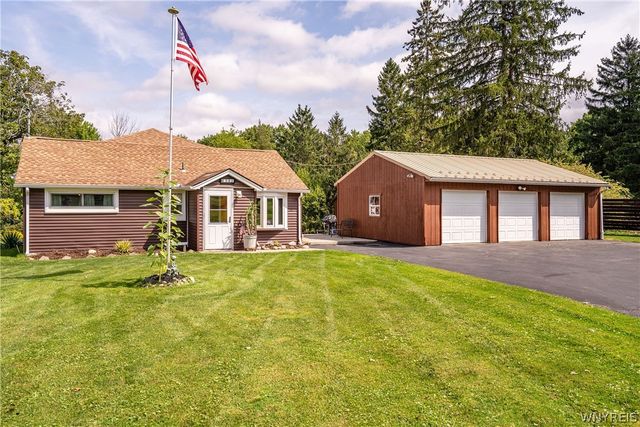 6551 Taylor Road, Hamburg, NY 14075