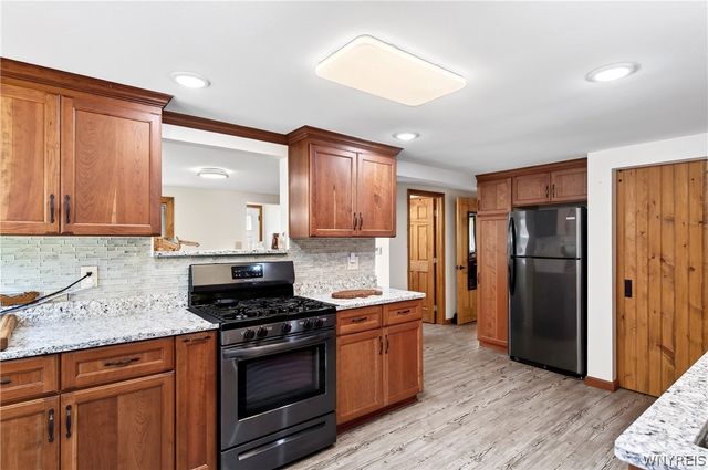 6551 Taylor Road, Hamburg, NY 14075