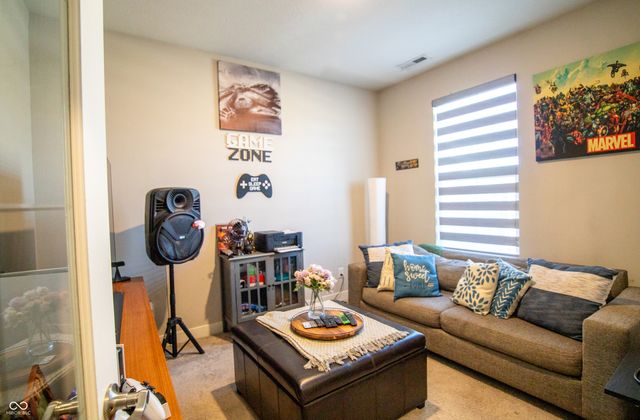 20022 Willenhall Way, Westfield, IN 46074