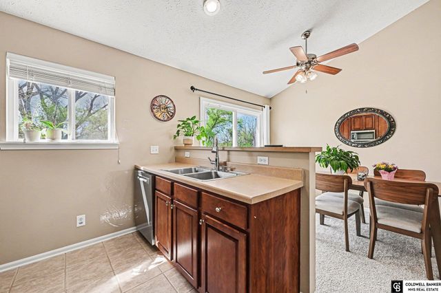 7816 S 159th Street, Omaha, NE 68136