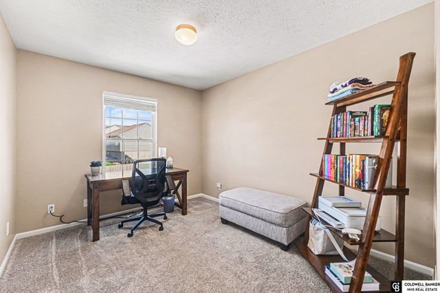 7816 S 159th Street, Omaha, NE 68136