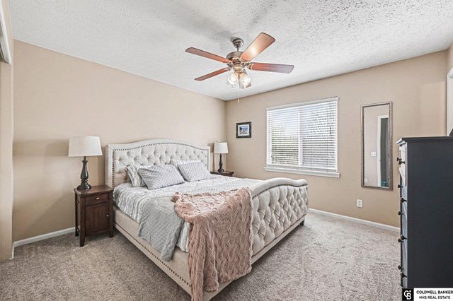 7816 S 159th Street, Omaha, NE 68136