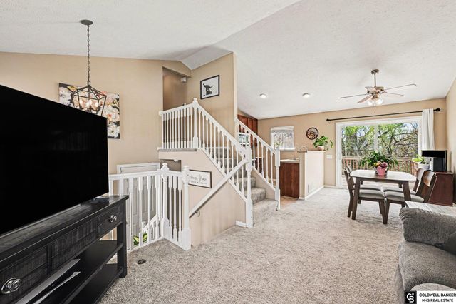 7816 S 159th Street, Omaha, NE 68136