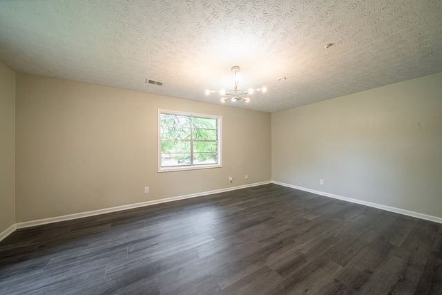 5833 Gleneden Drive, Columbus, GA 31907