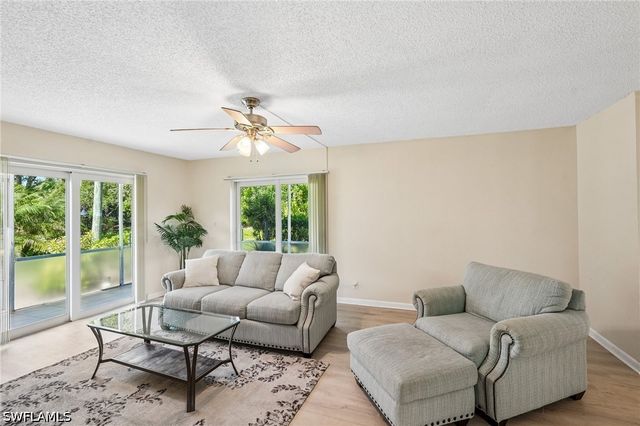 248 Palm DR 5, Naples, FL 34112