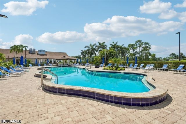 248 Palm DR 5, Naples, FL 34112