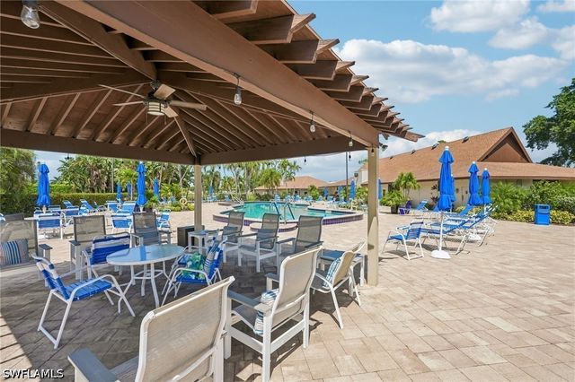 248 Palm DR 5, Naples, FL 34112