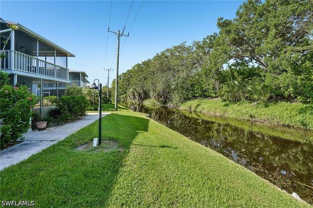 248 Palm DR 5, Naples, FL 34112