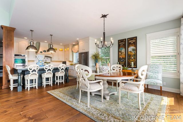 6332 Old Allegan Road, Saugatuck Twp, MI 49453