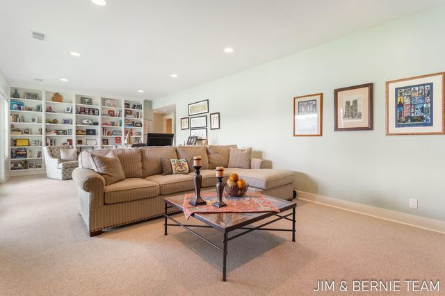 6332 Old Allegan Road, Saugatuck Twp, MI 49453