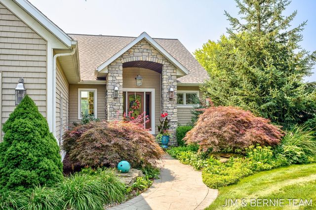 6332 Old Allegan Road, Saugatuck Twp, MI 49453