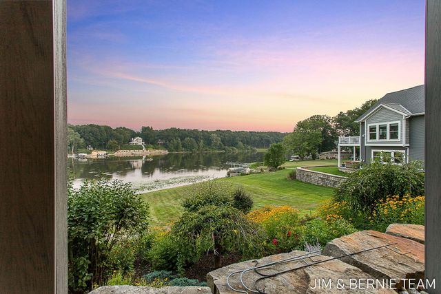 6332 Old Allegan Road, Saugatuck Twp, MI 49453