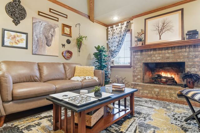 1433 Swan Drive, Bartlesville, OK 74006