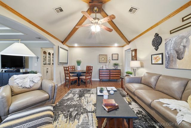 1433 Swan Drive, Bartlesville, OK 74006