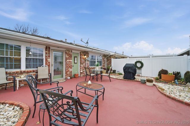 1433 Swan Drive, Bartlesville, OK 74006