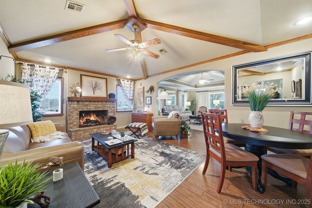 1433 Swan Drive, Bartlesville, OK 74006