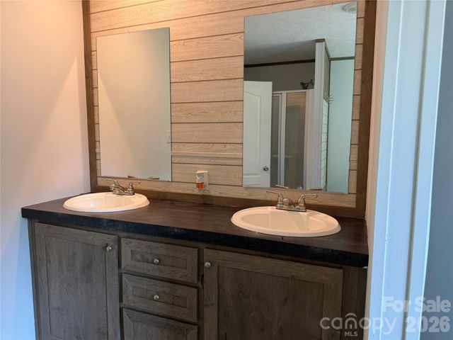 1003 Lavender Road, Grover, NC 28073