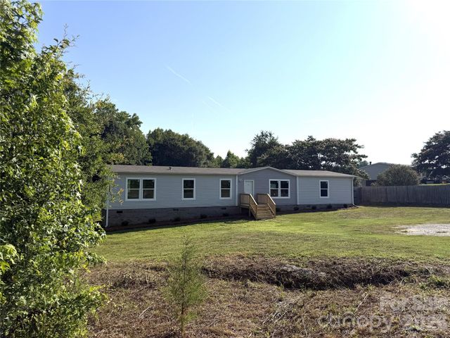 1003 Lavender Road, Grover, NC 28073