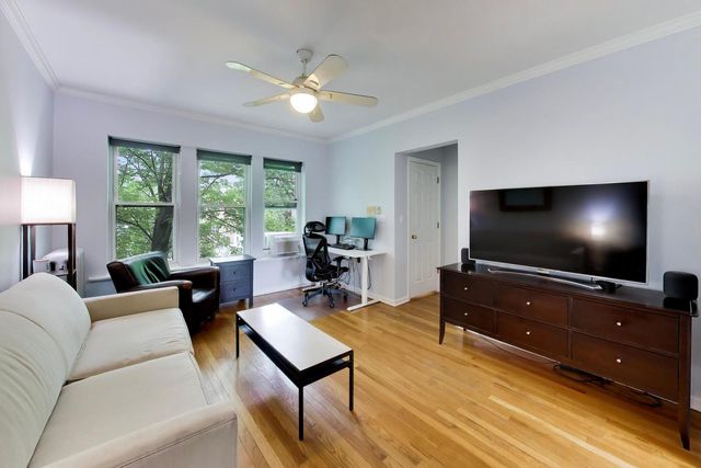 1243 W Ardmore Avenue 3, Chicago, IL 60660