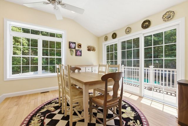 7 Parsons Lane, Billerica, MA 01821