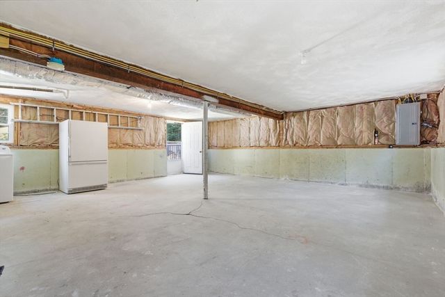7 Parsons Lane, Billerica, MA 01821