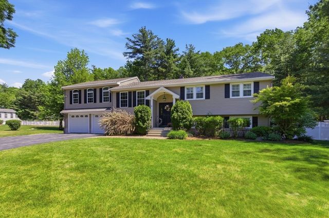 7 Parsons Lane, Billerica, MA 01821
