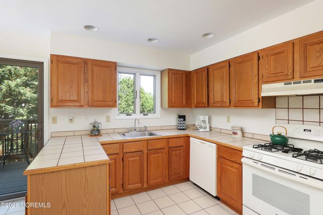 222 Marina Drive, Highlands, NJ 07732