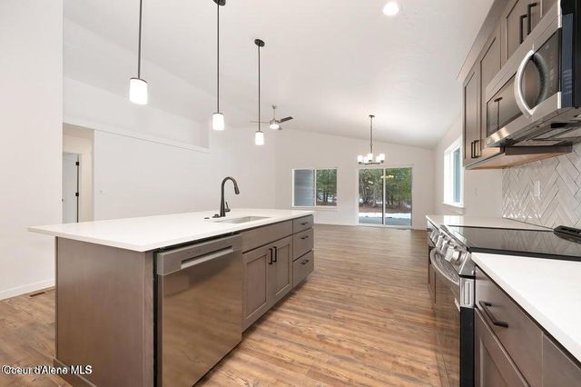 1169 Jersey St, Sandpoint, ID 83864