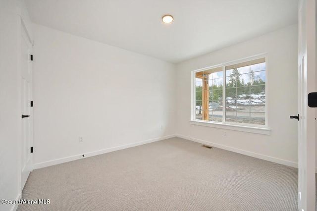 1169 Jersey St, Sandpoint, ID 83864