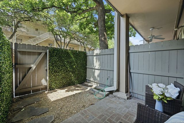 7711 Broadway Apt 7B, San Antonio, TX 78209