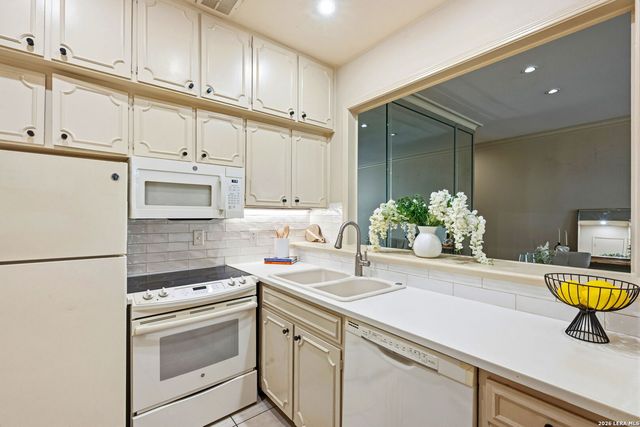 7711 Broadway Apt 7B, San Antonio, TX 78209