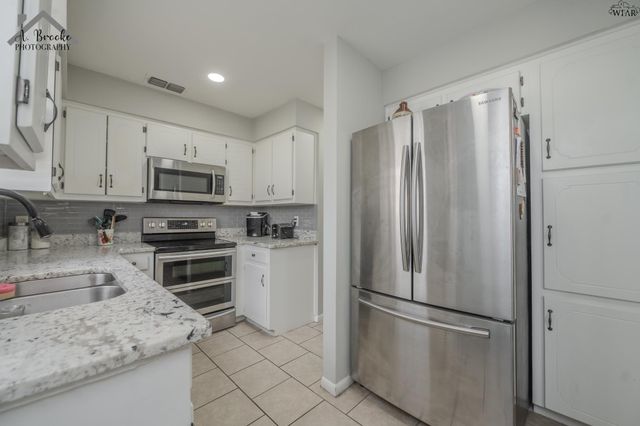 4301 EDGEHILL, Wichita Falls, TX 76306