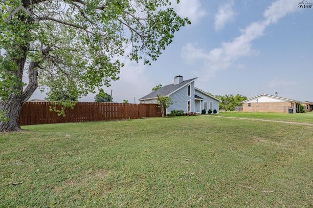 4301 EDGEHILL, Wichita Falls, TX 76306