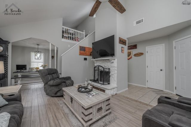 4301 EDGEHILL, Wichita Falls, TX 76306