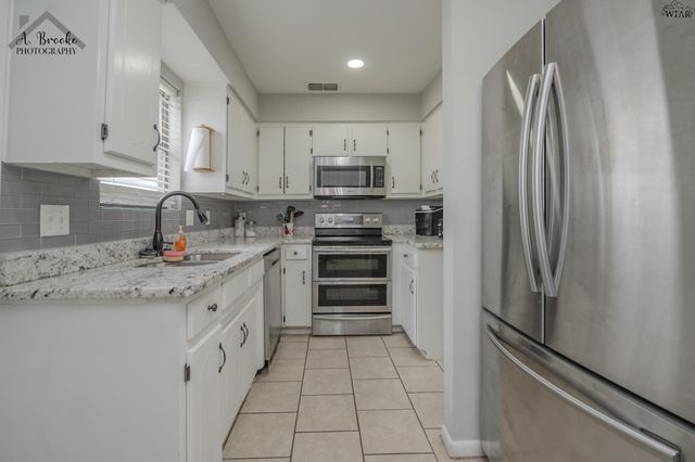 4301 EDGEHILL, Wichita Falls, TX 76306