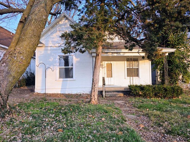 934 N National Avenue, Springfield, MO 65802