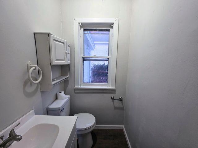 934 N National Avenue, Springfield, MO 65802