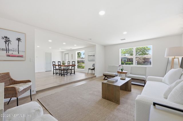 567 CRUISER Lane, Atlantic Beach, FL 32233