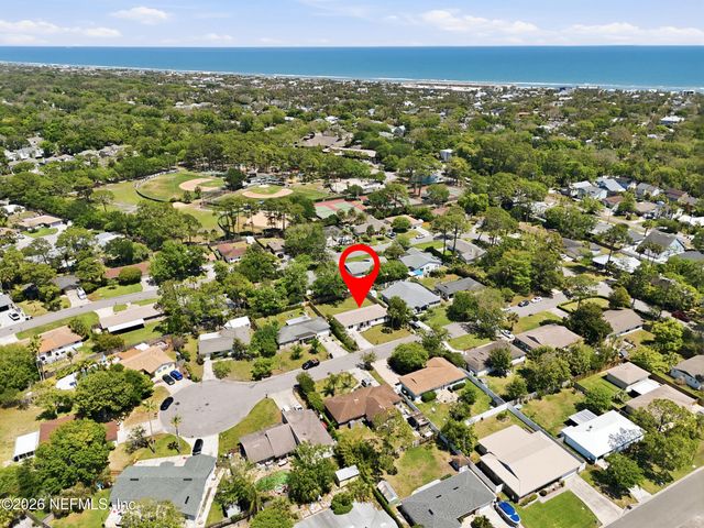 567 CRUISER Lane, Atlantic Beach, FL 32233