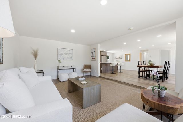 567 CRUISER Lane, Atlantic Beach, FL 32233