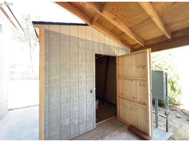 11316 Ne 28TH St 3, Vancouver, WA 98682