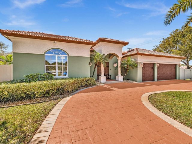 3934 Sherwood Boulevard, Delray Beach, FL 33445