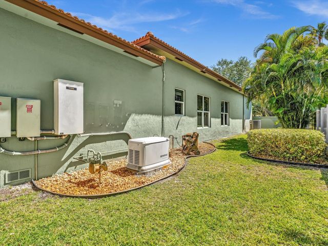 3934 Sherwood Boulevard, Delray Beach, FL 33445