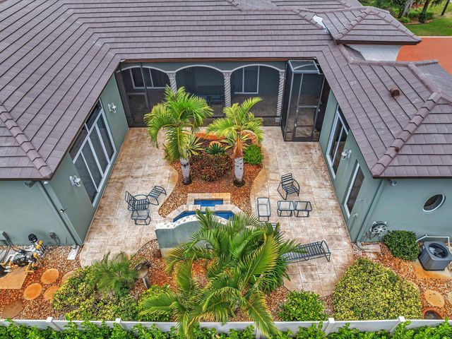 3934 Sherwood Boulevard, Delray Beach, FL 33445