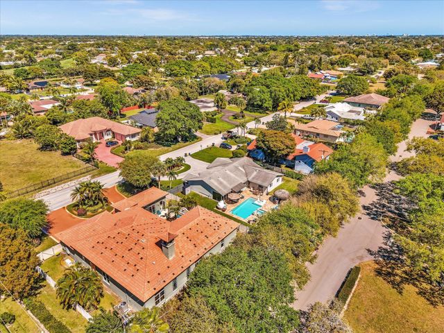3934 Sherwood Boulevard, Delray Beach, FL 33445