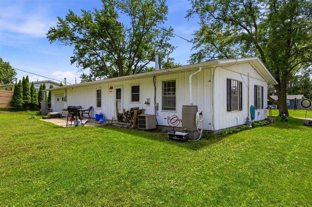 54 Oklahoma Avenue SW, Cedar Rapids, IA 52404